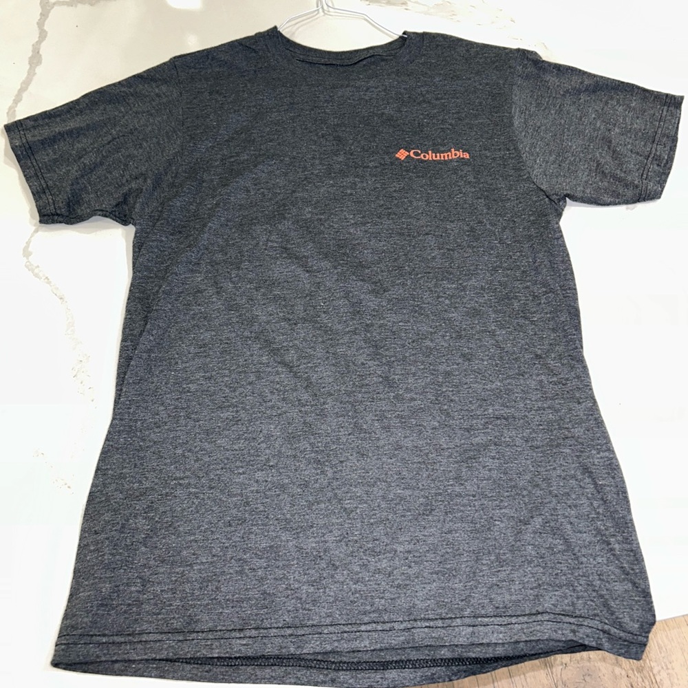 Columbia T-shirt men’s small
